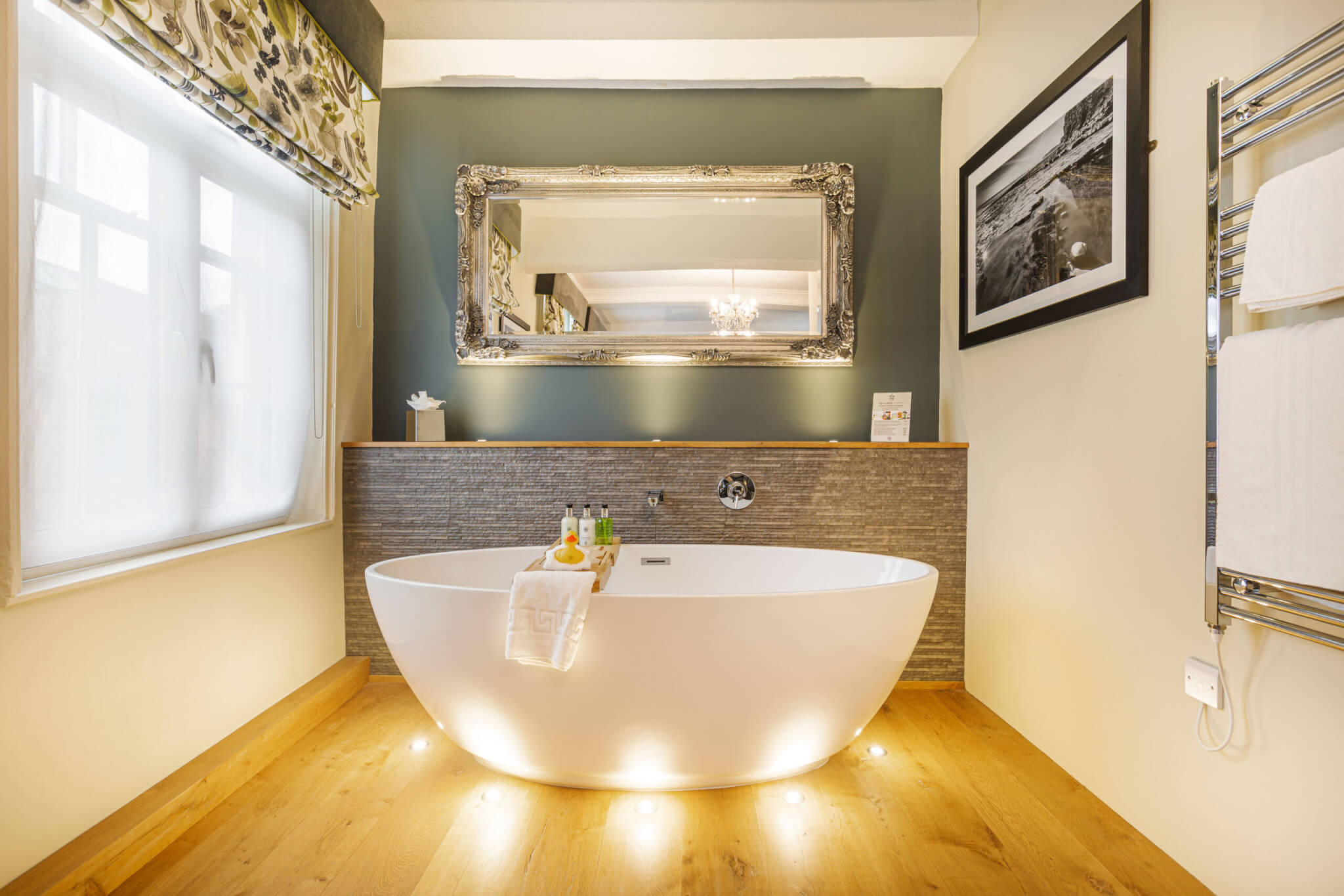 Deluxe Suite Hotel Welshpool 2 scaled