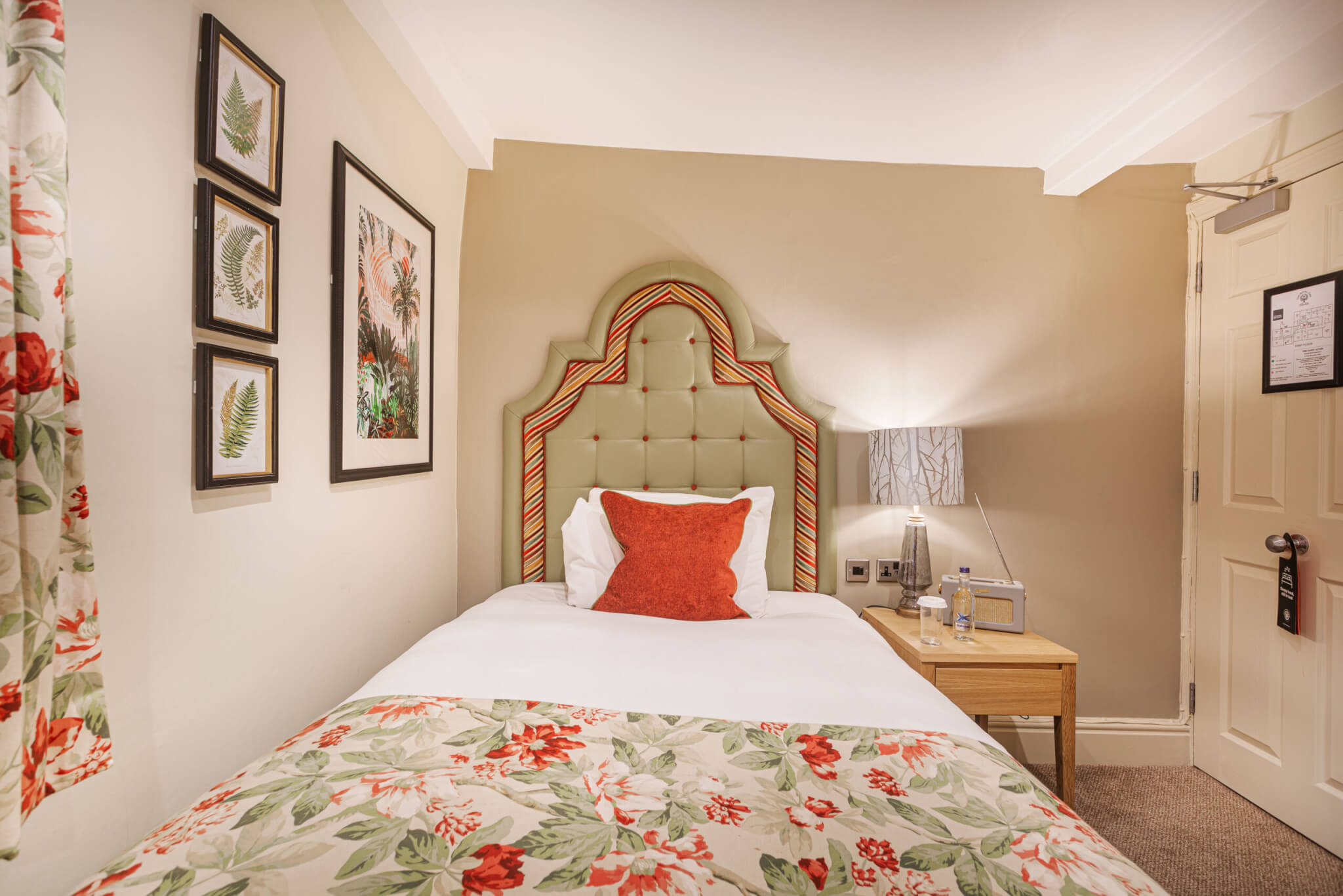 Classic Single Room Hotel Welshpool 3 scaled